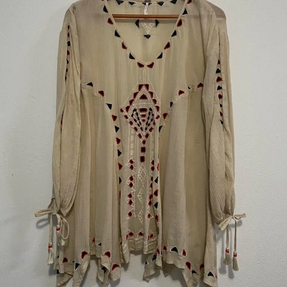 Free People Bohemian Bead Embroidered Cream Tunic Top - Picture 3 of 9